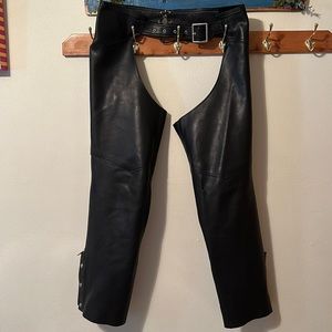 Kerr Leather Women’s Size L Leather Chaps